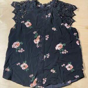 NOBO Blouse with Lace Sleeves XL (15-17) (MM)